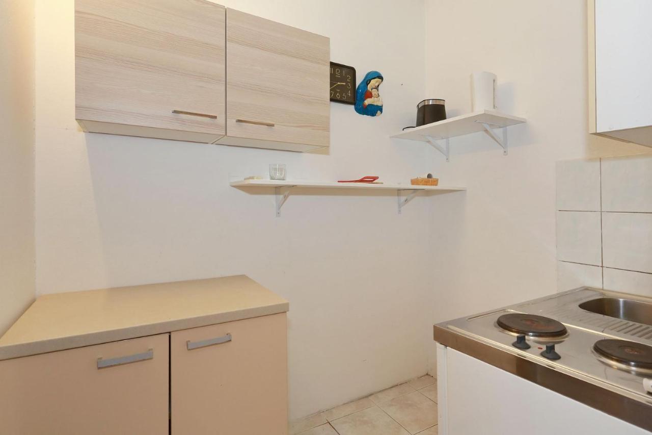 Apartmani Stanka & Joso Ražanac Buitenkant foto